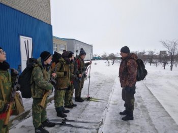 Зимний марш бросок будущих юнармейцев